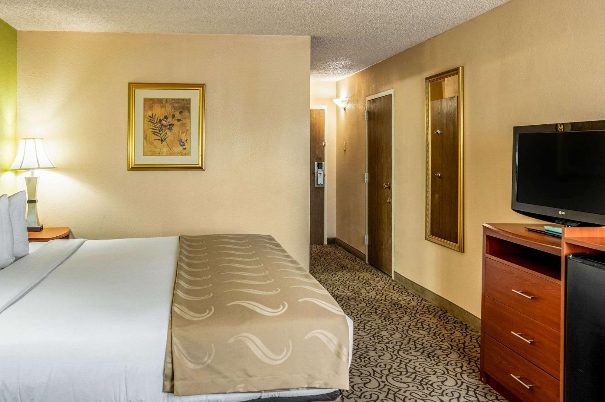 Quality Inn Trinidad Exterior photo